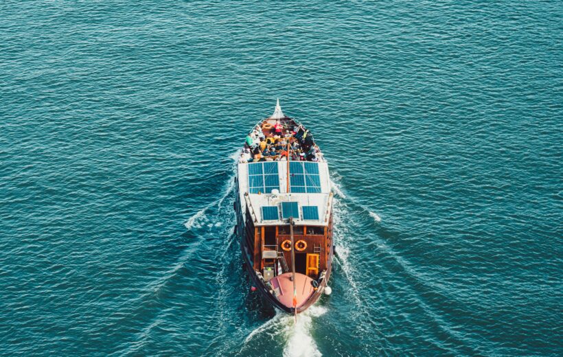 Splash Boat Tour Dubai